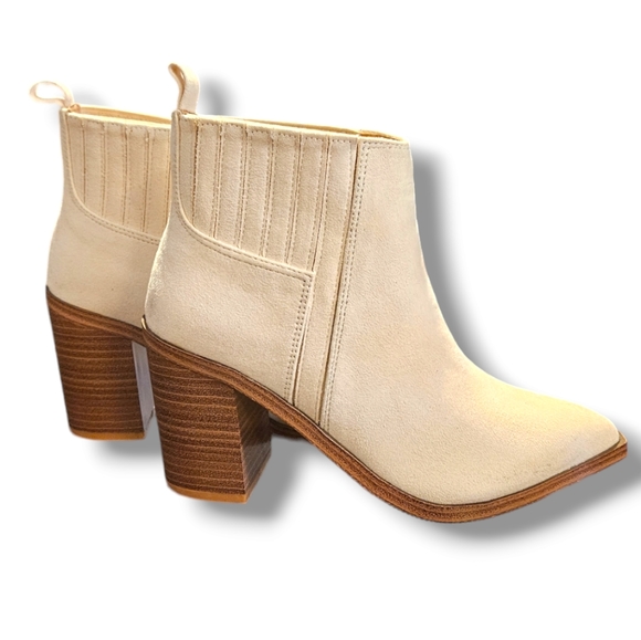 Slip on ankle boots - Picture 7 of 8